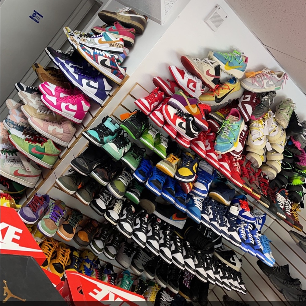 Regular Mystery Box 📦 $100 - Picture 12 of 16